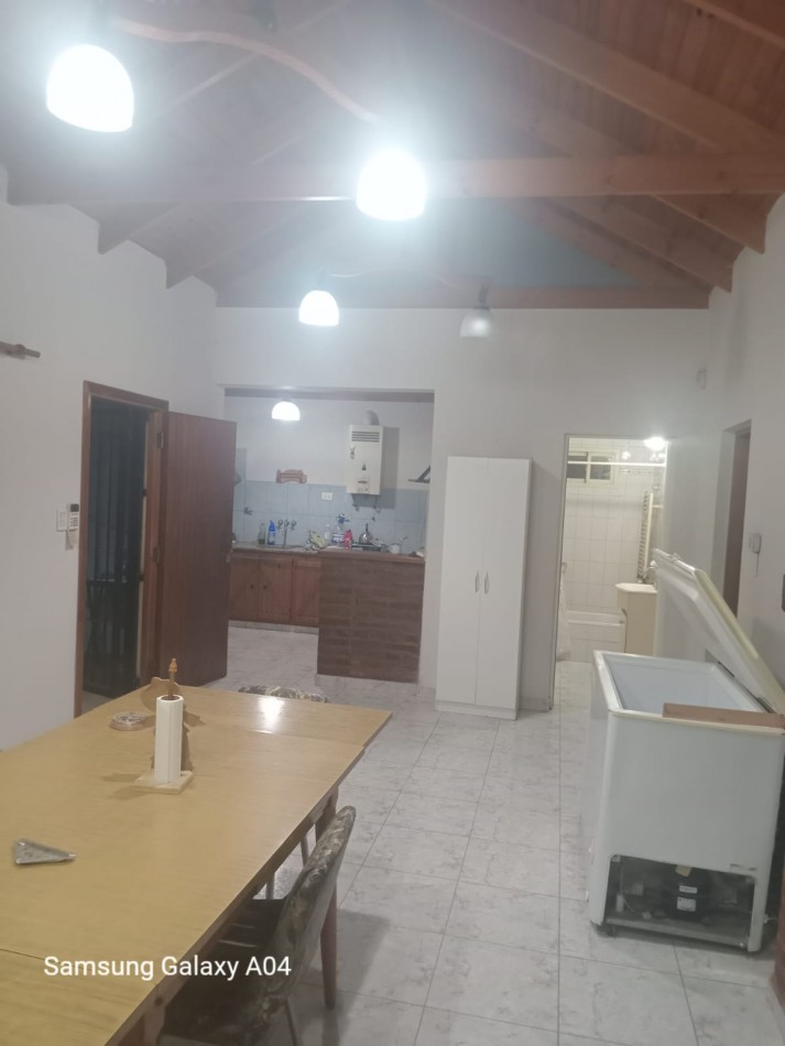 Se vende casa con pileta en villa bordeu