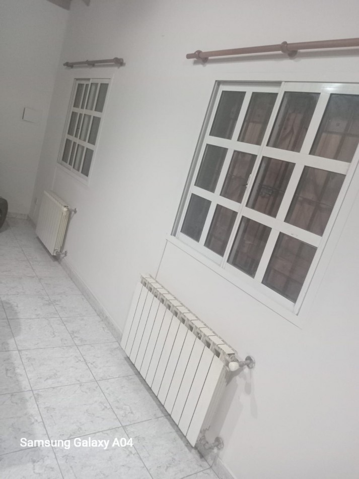 Se vende casa con pileta en villa bordeu
