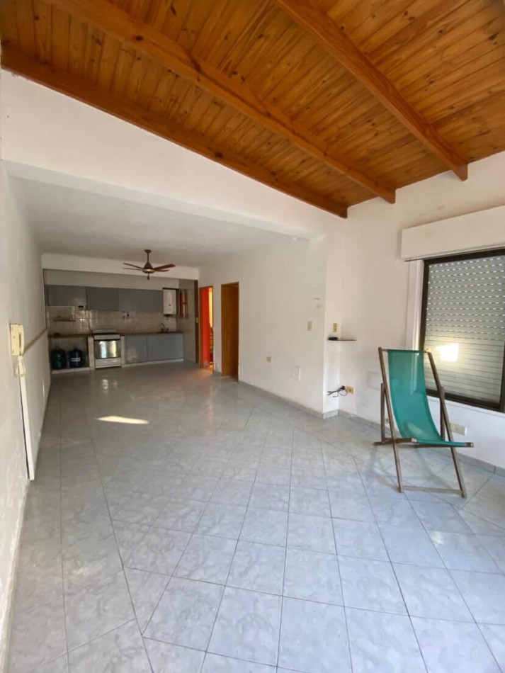 Venta casa con local 