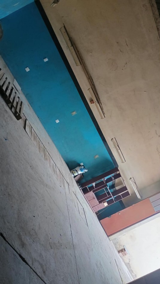 Se Alquila casa con galpon