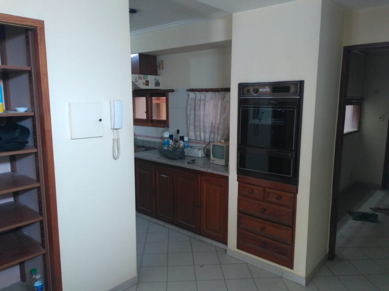 Venta de departamento Premium Piso entero  en bahia blanca con 2 cocheras y baulera