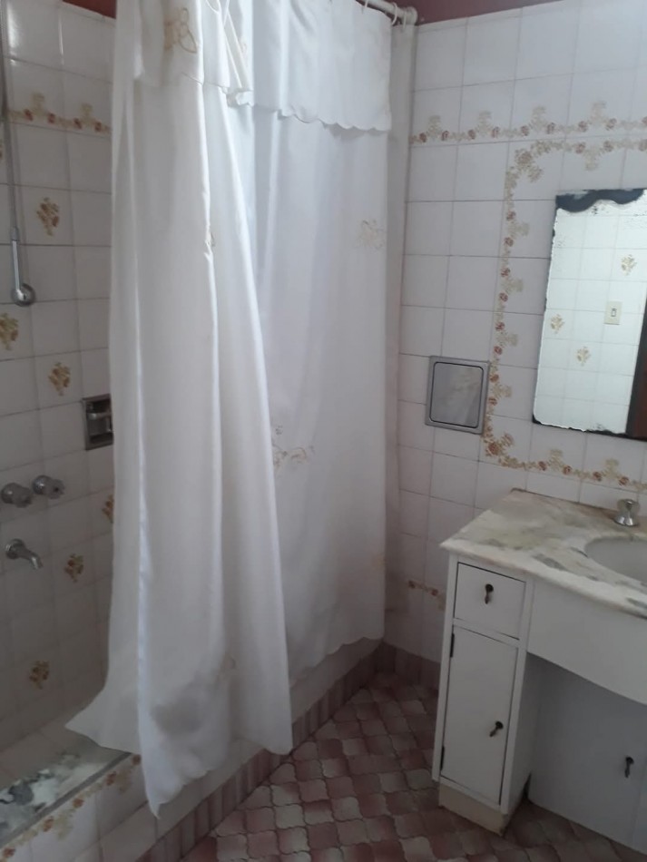 dos casas a la venta en bahia blanca cerca del centro de bahia blanca 