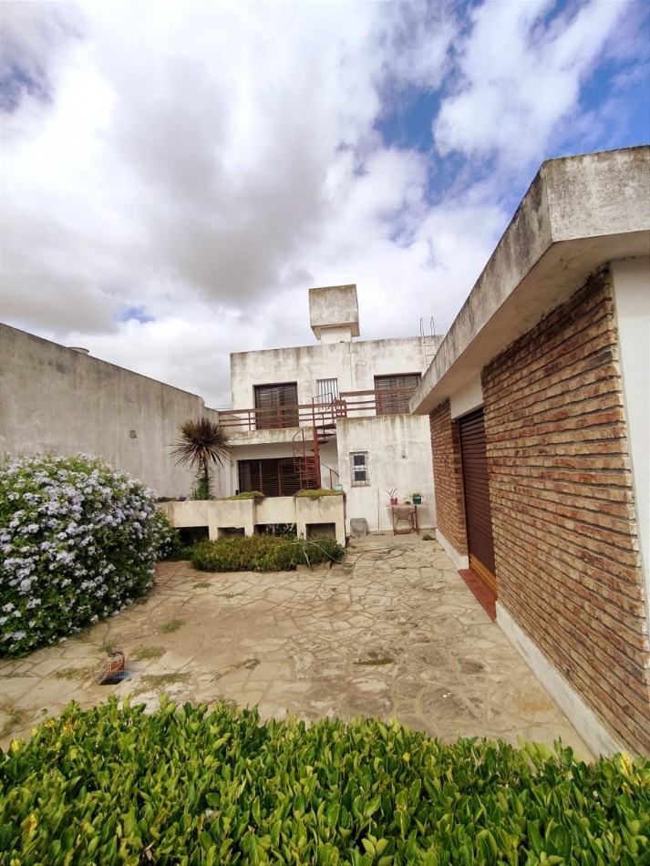 ESPECTACULAR CASA EN VENTA EN CORONEL DORREGO